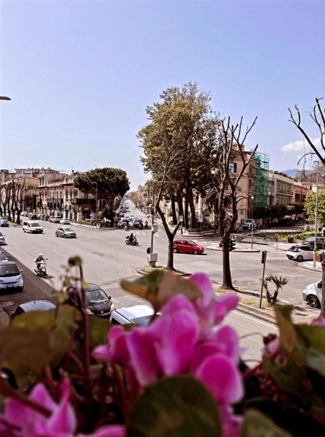 B&B Margherita Messina Kültér fotó